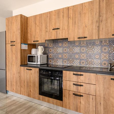 F11 Room 2, Private Room Two Single Beds Shared Bathroom In Shared Flat Msida Exteriör bild